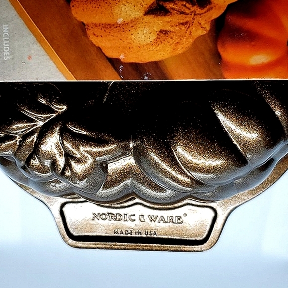NORDIC WARE PUMPKIN LOAF BUNDT PAN FALL HARVEST  #1 - Picture 11 of 12